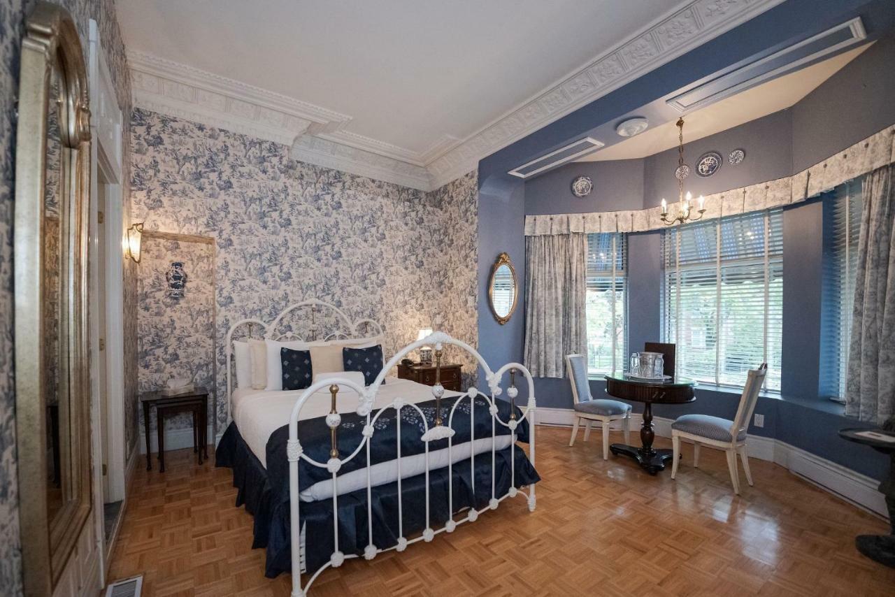 Hotel Manoir Sherbrooke Montreal