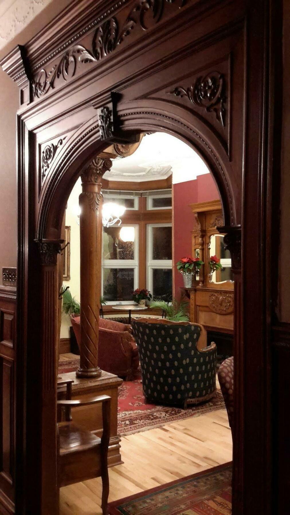 Manoir Sherbrooke Hotel 3*